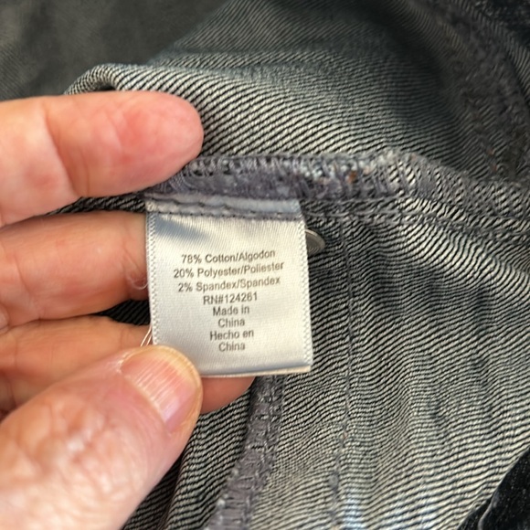 🎈3/$25🎈A.N.A. Mid Rise Cropped Jeans/Capris - Picture 6 of 6